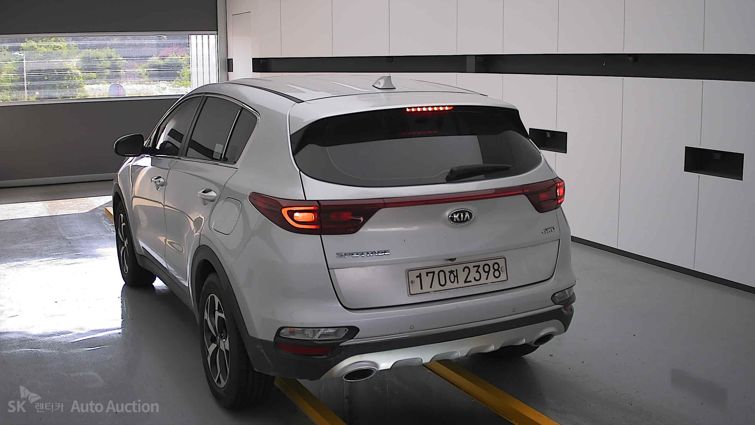 2022 - kia sportage