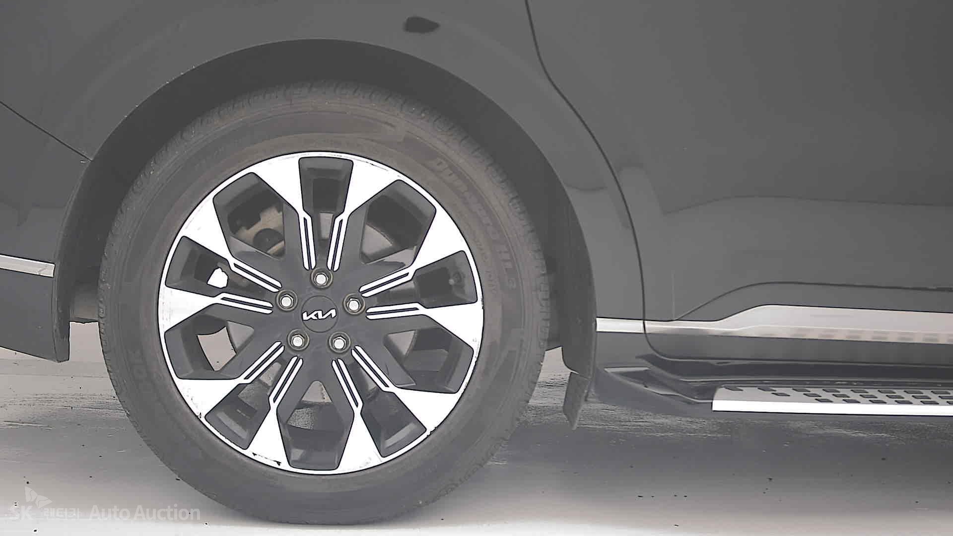 2023 - kia carnival
