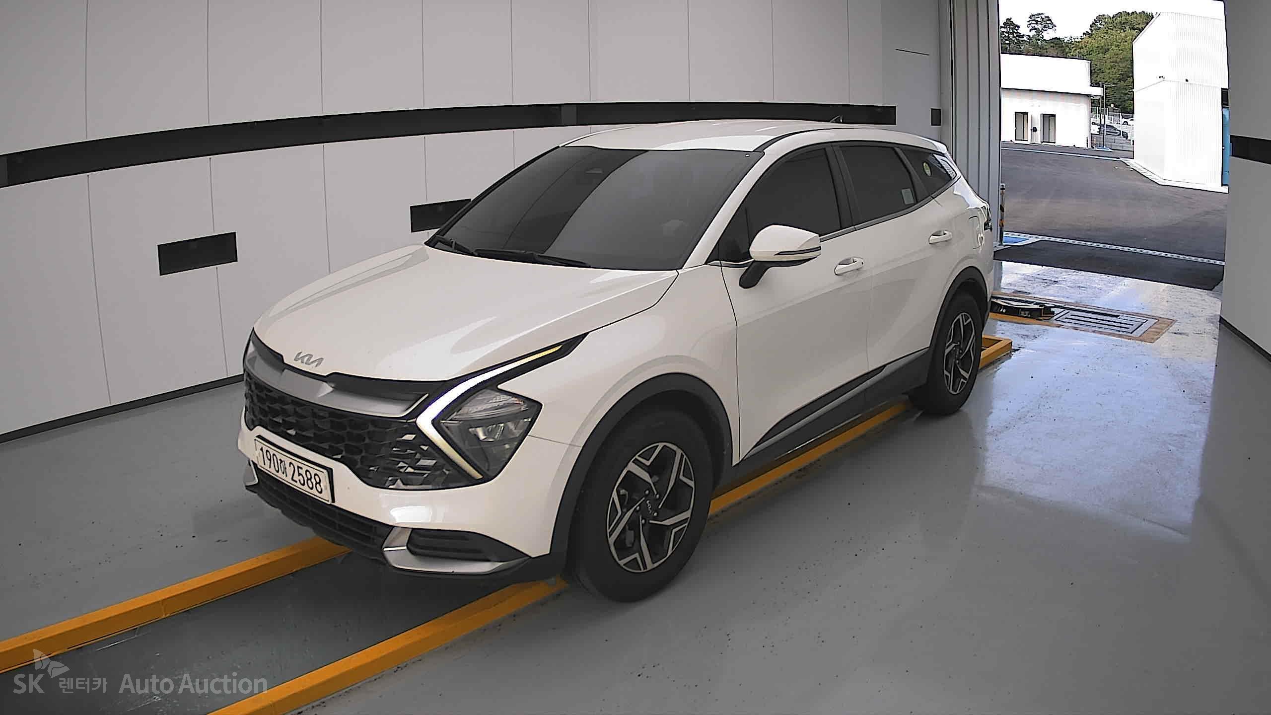 2023 - kia sportage
