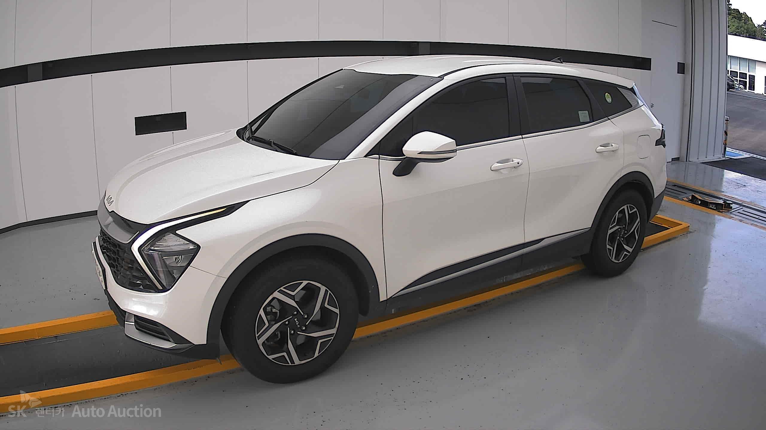 2023 - kia sportage
