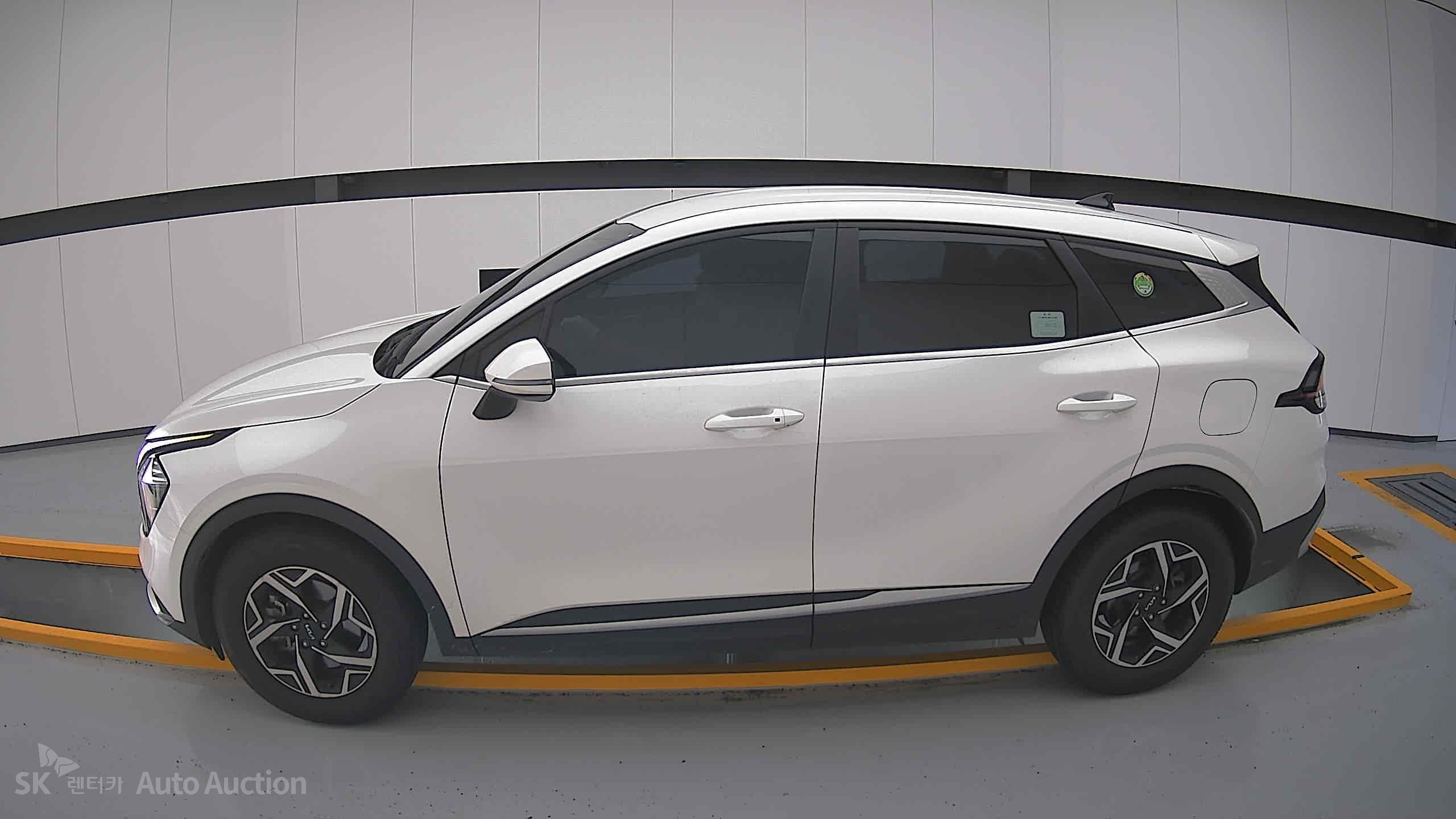 2023 - kia sportage