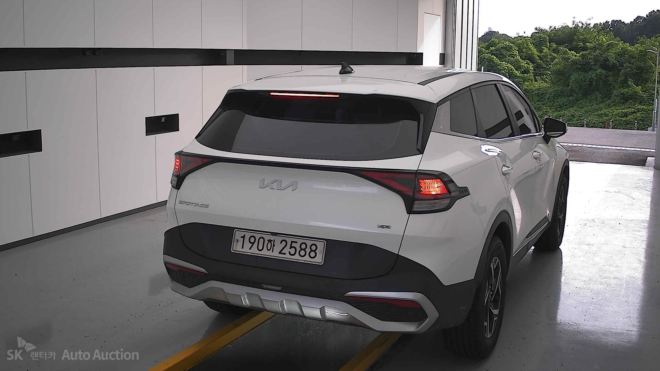 2023 - kia sportage