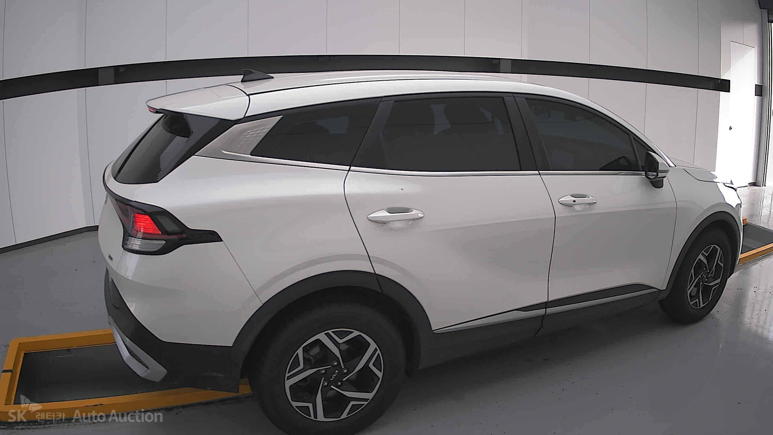 2023 - kia sportage