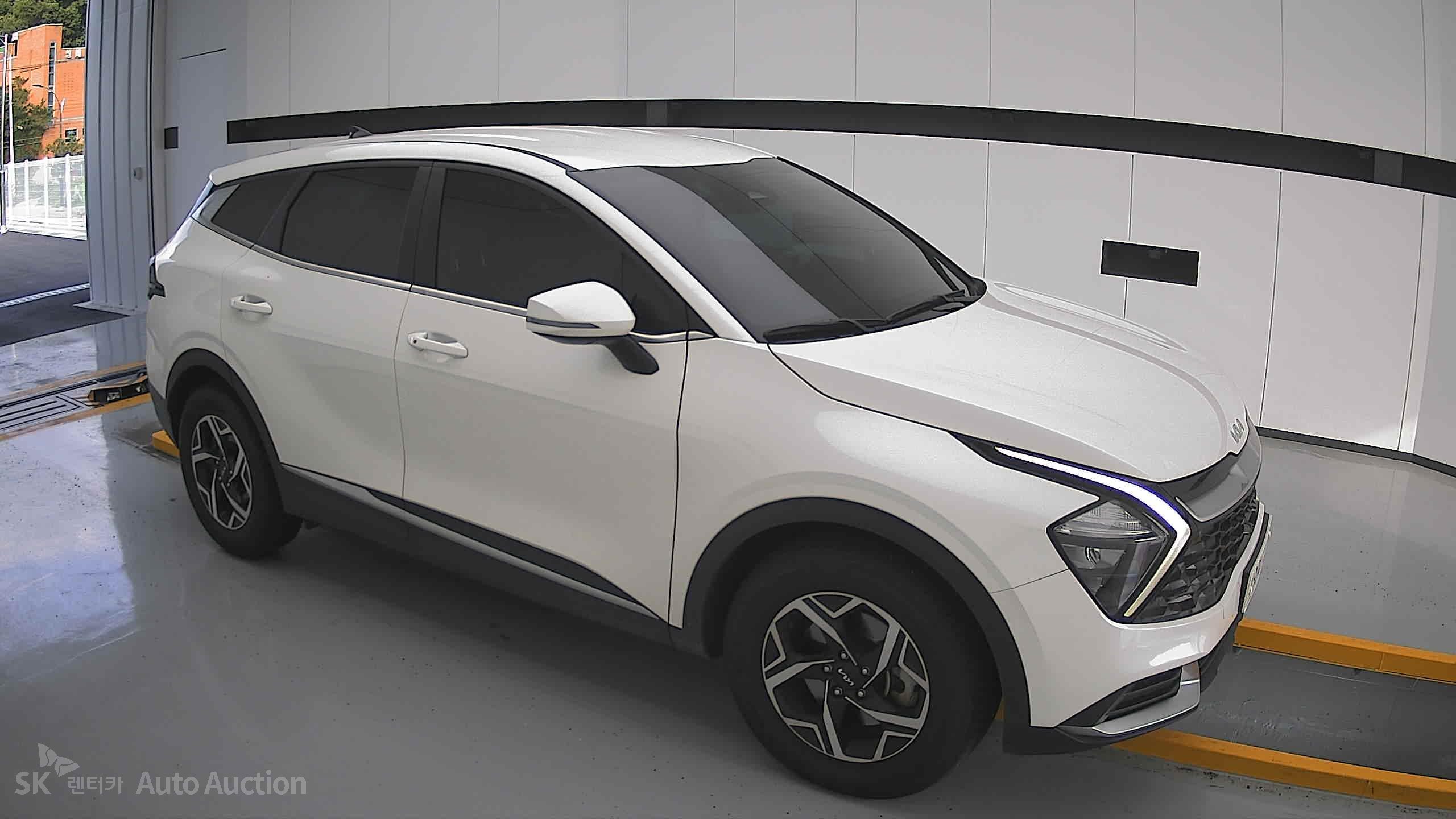 2023 - kia sportage