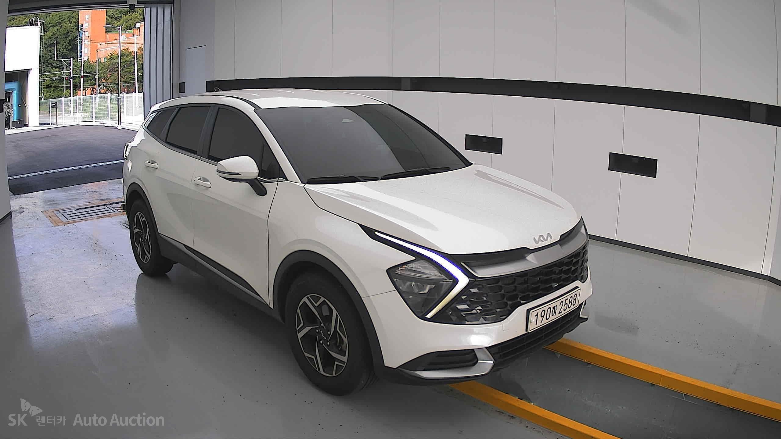 2023 - kia sportage