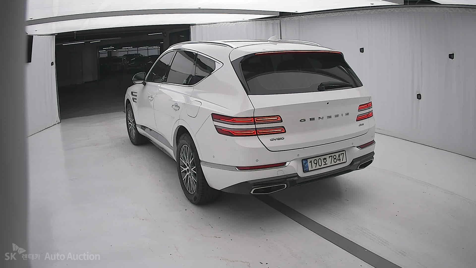 2022 - genesis gv80