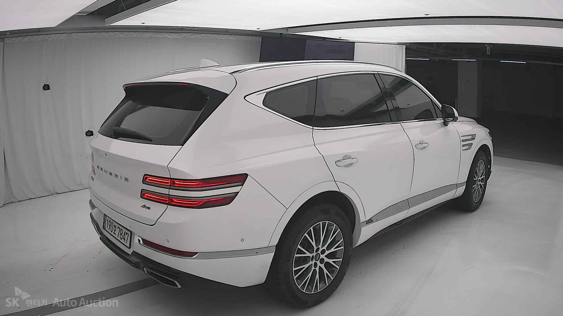 2022 - genesis gv80