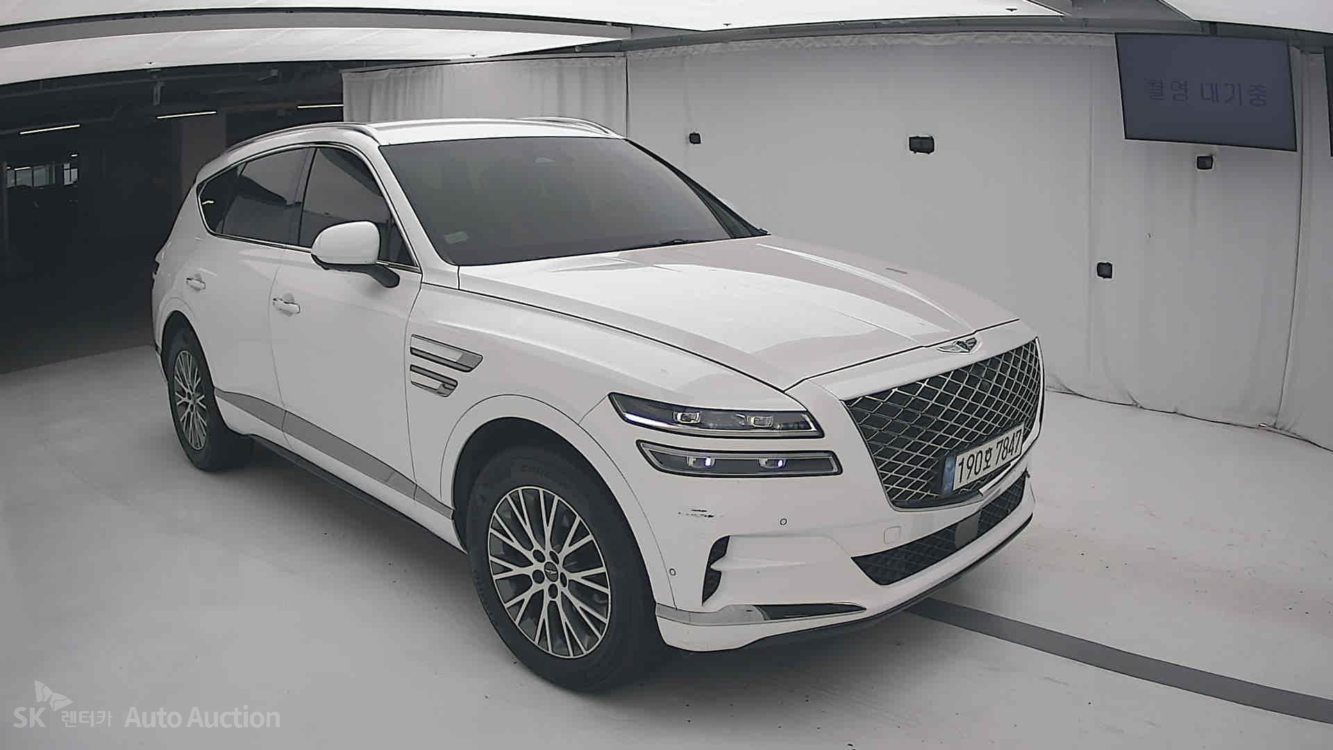 2022 - genesis gv80