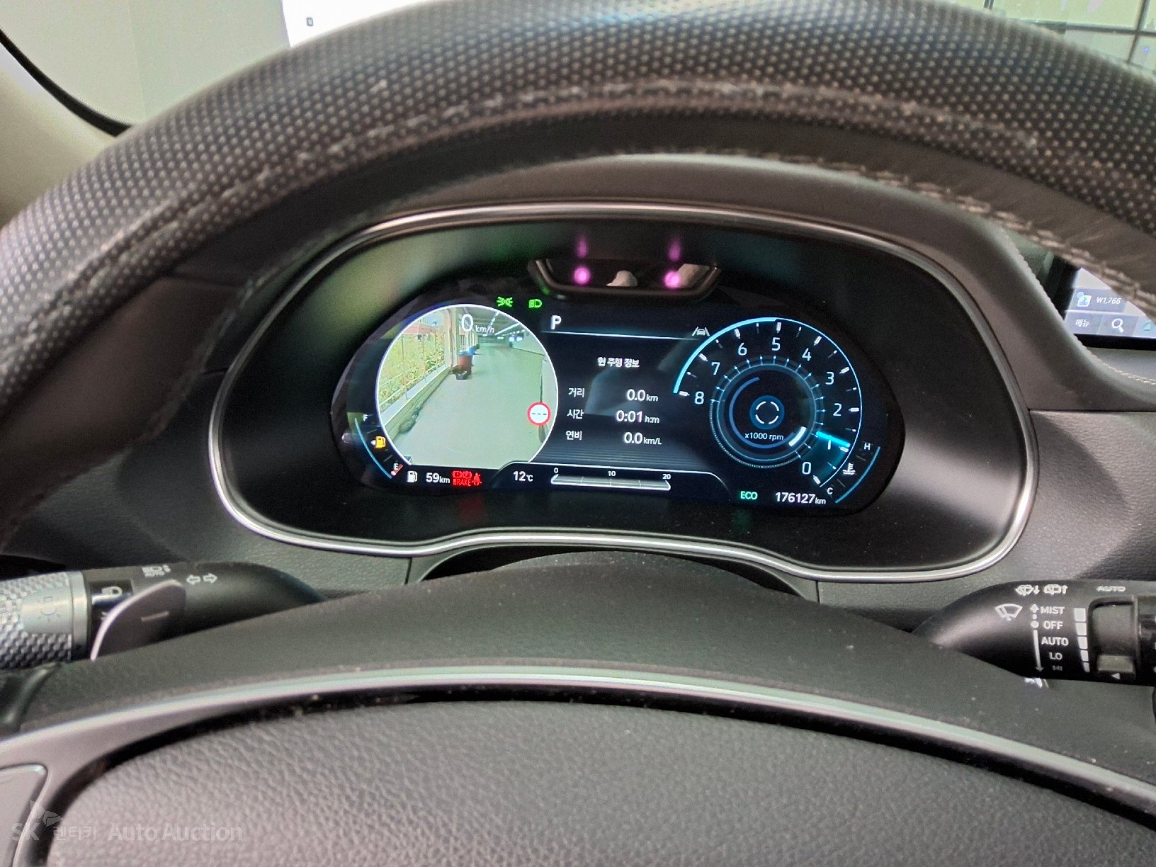 2022 - genesis gv80