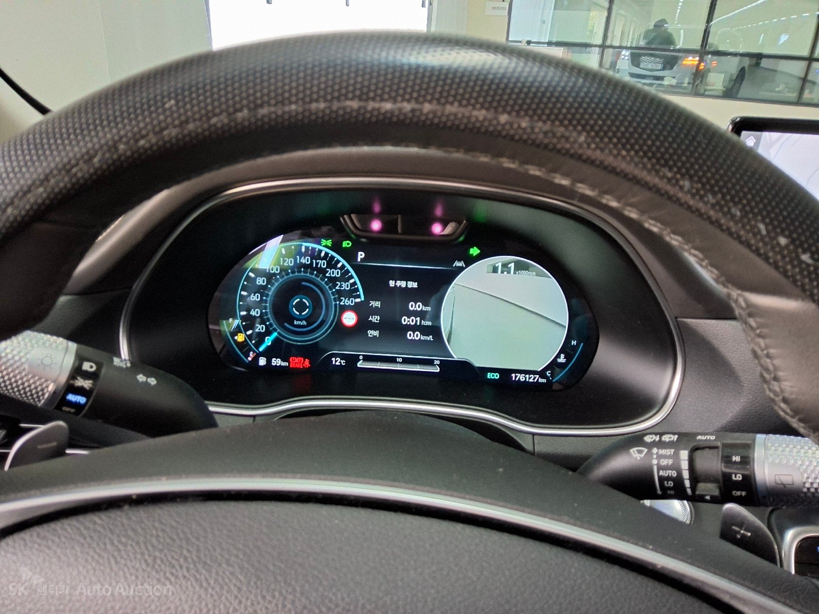 2022 - genesis gv80