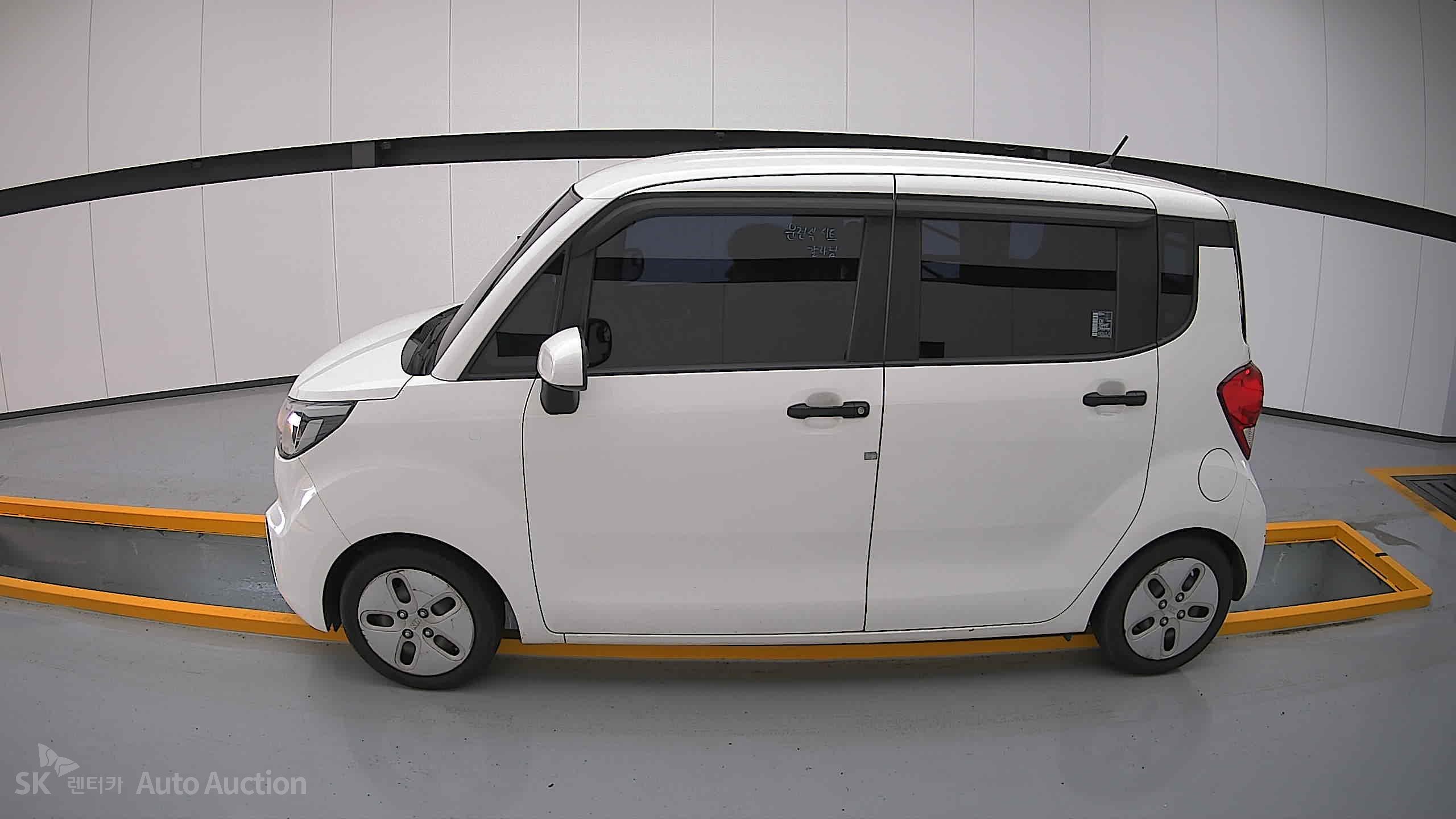 2021 - kia ray