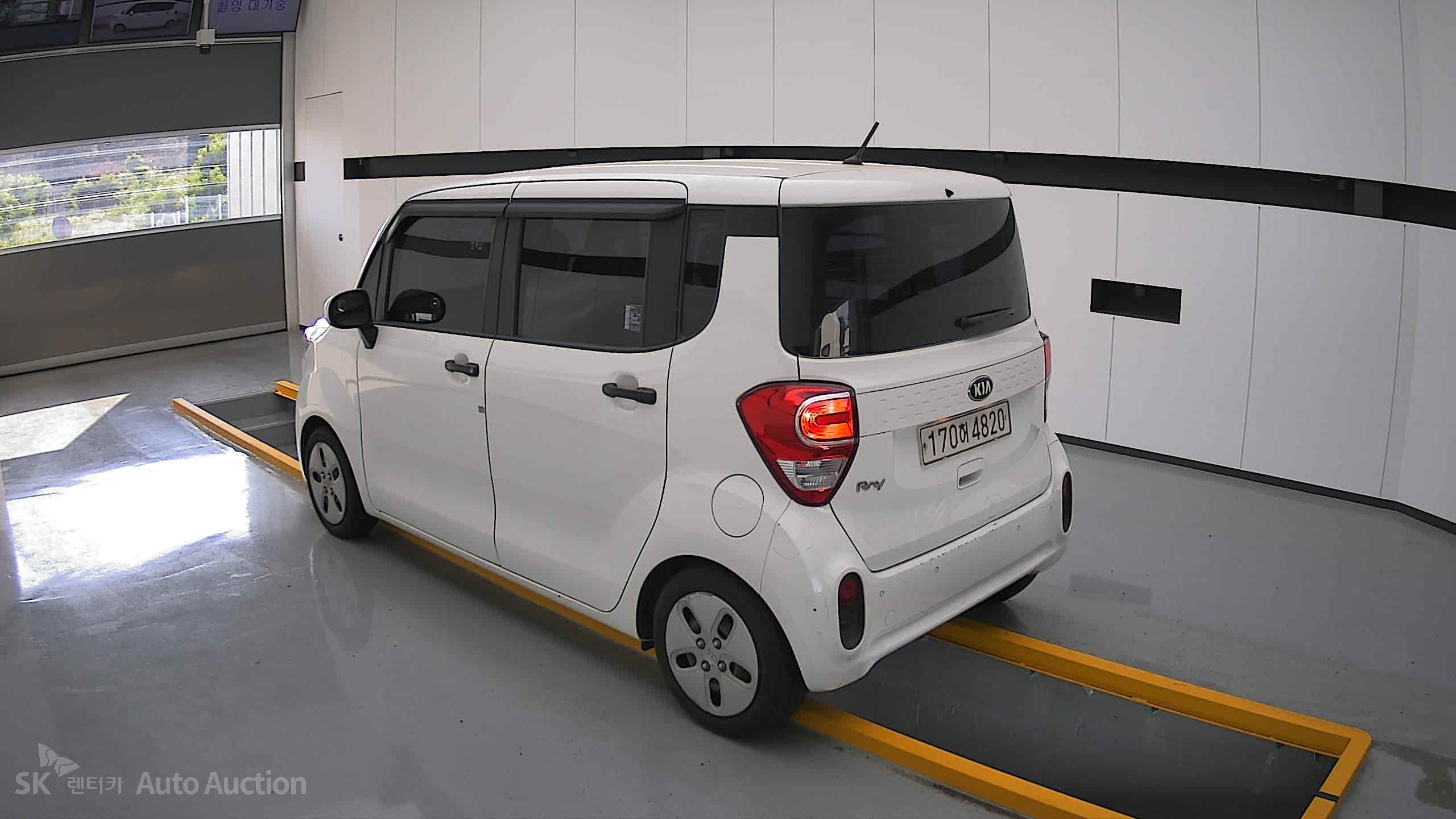 2021 - kia ray