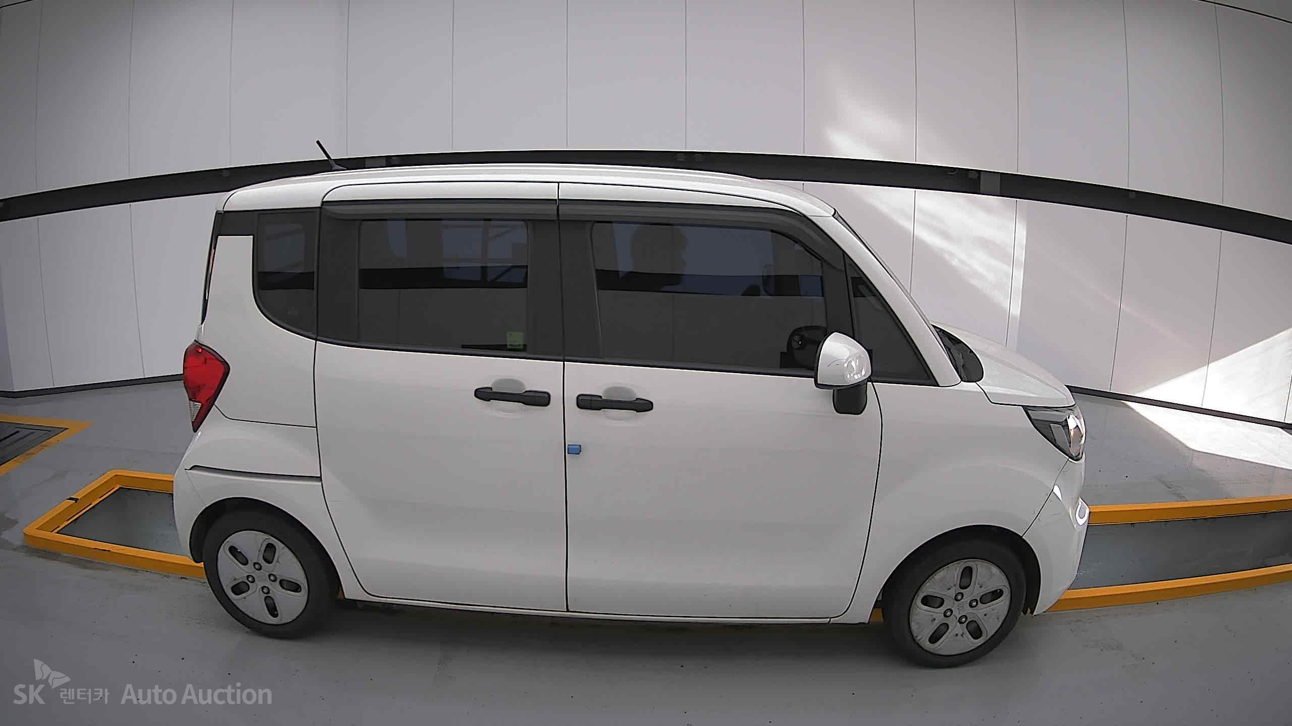 2021 - kia ray