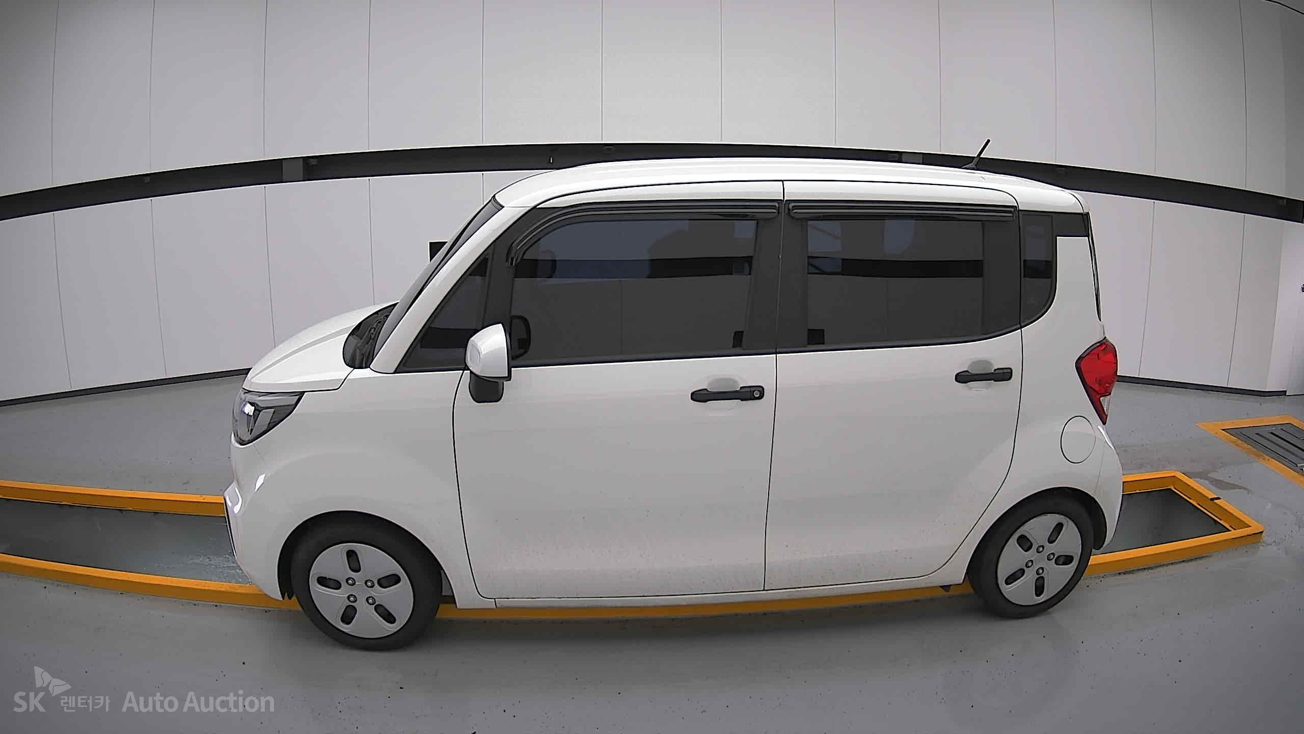 2021 - kia ray