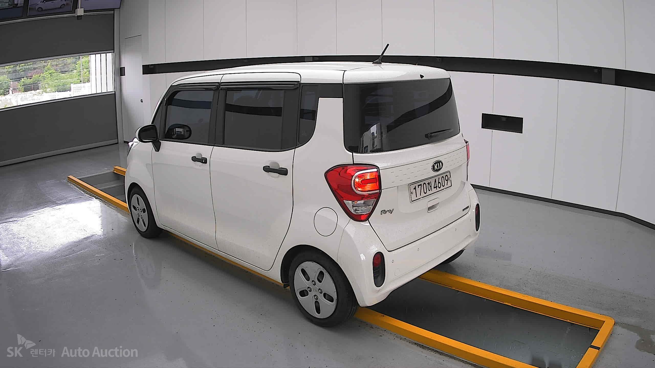 2021 - kia ray
