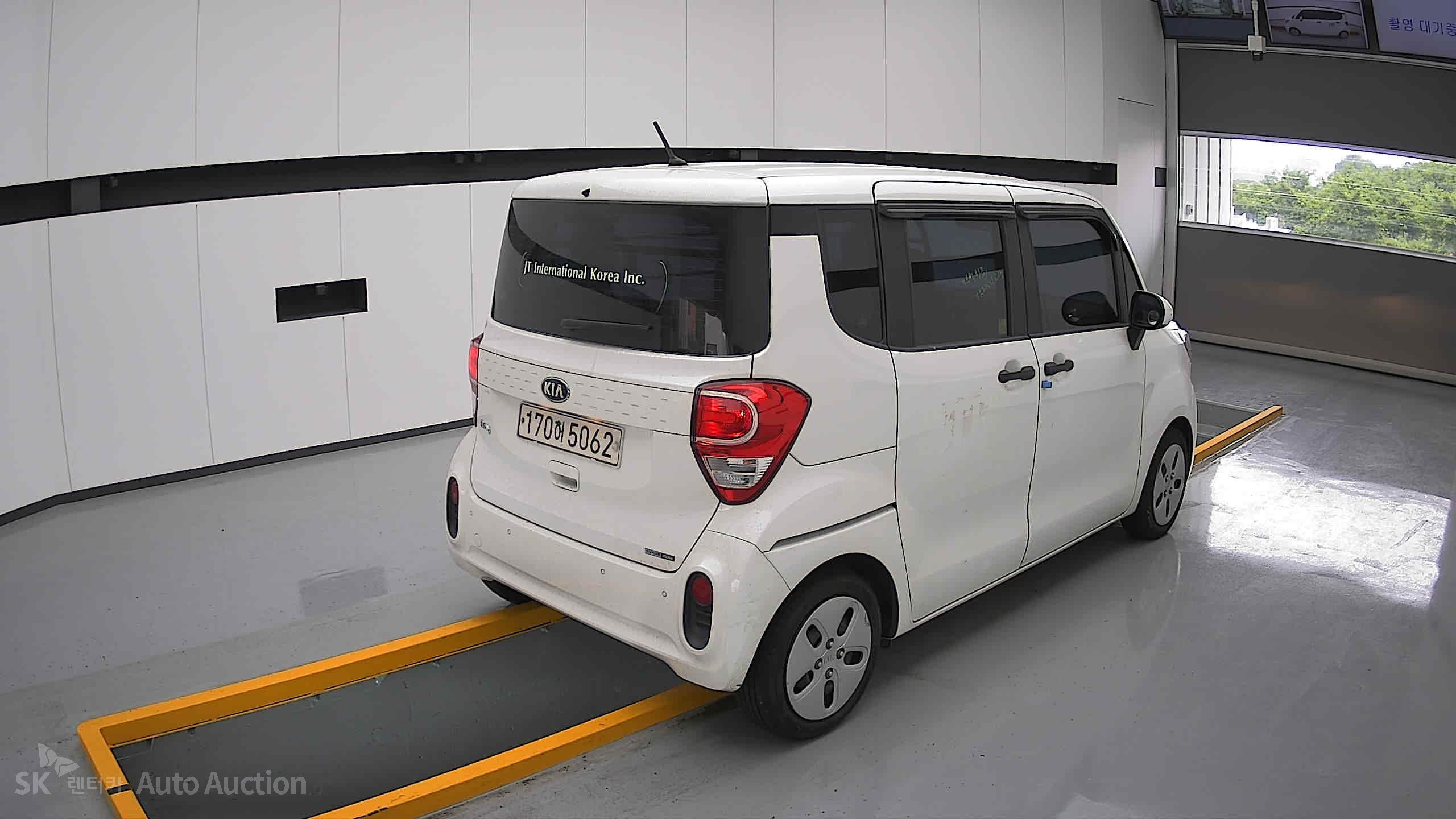 2021 - kia ray