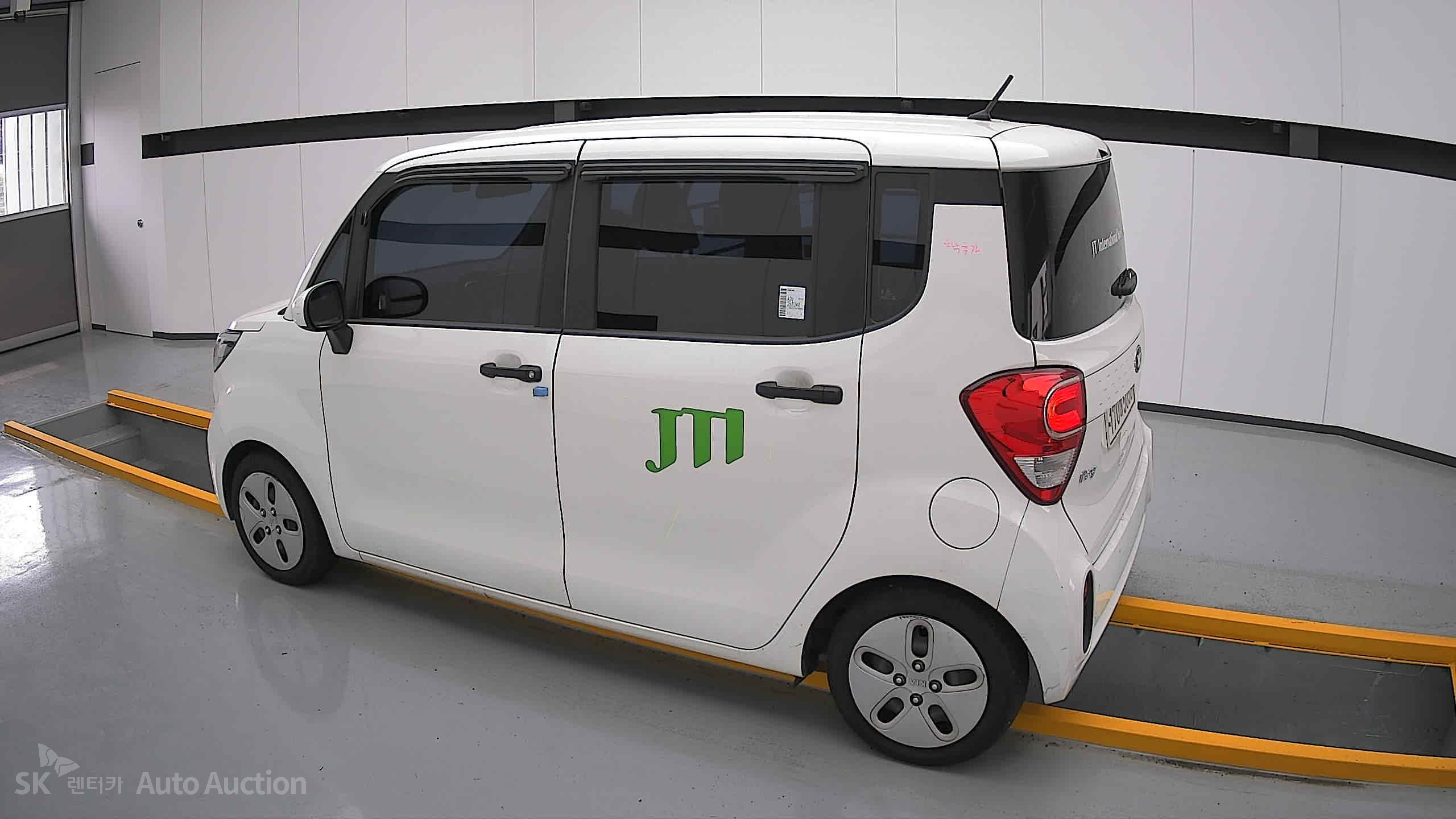2021 - kia ray