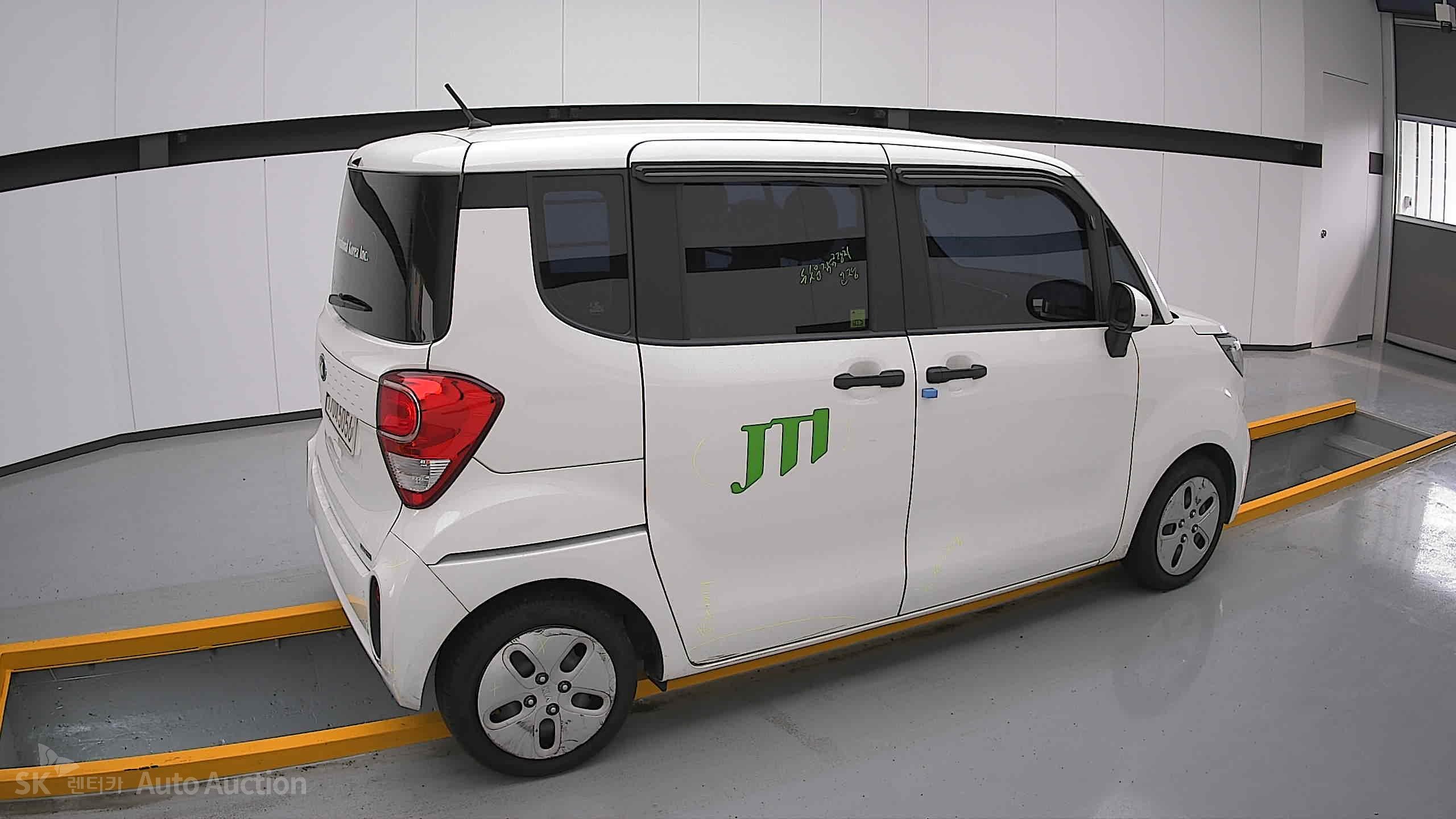 2021 - kia ray
