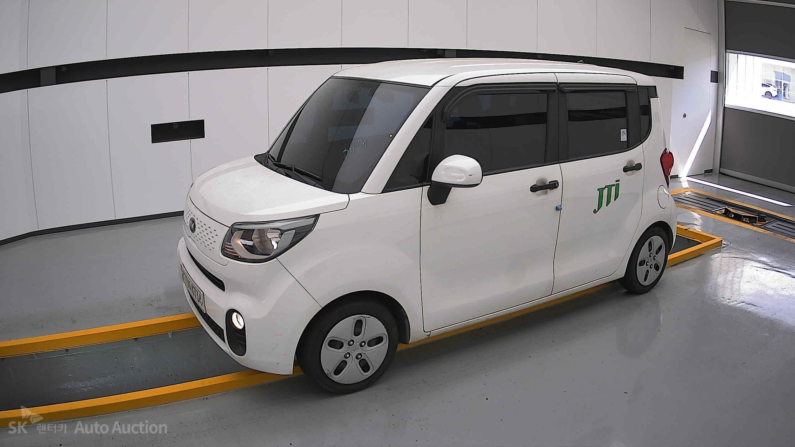 2021 - kia ray