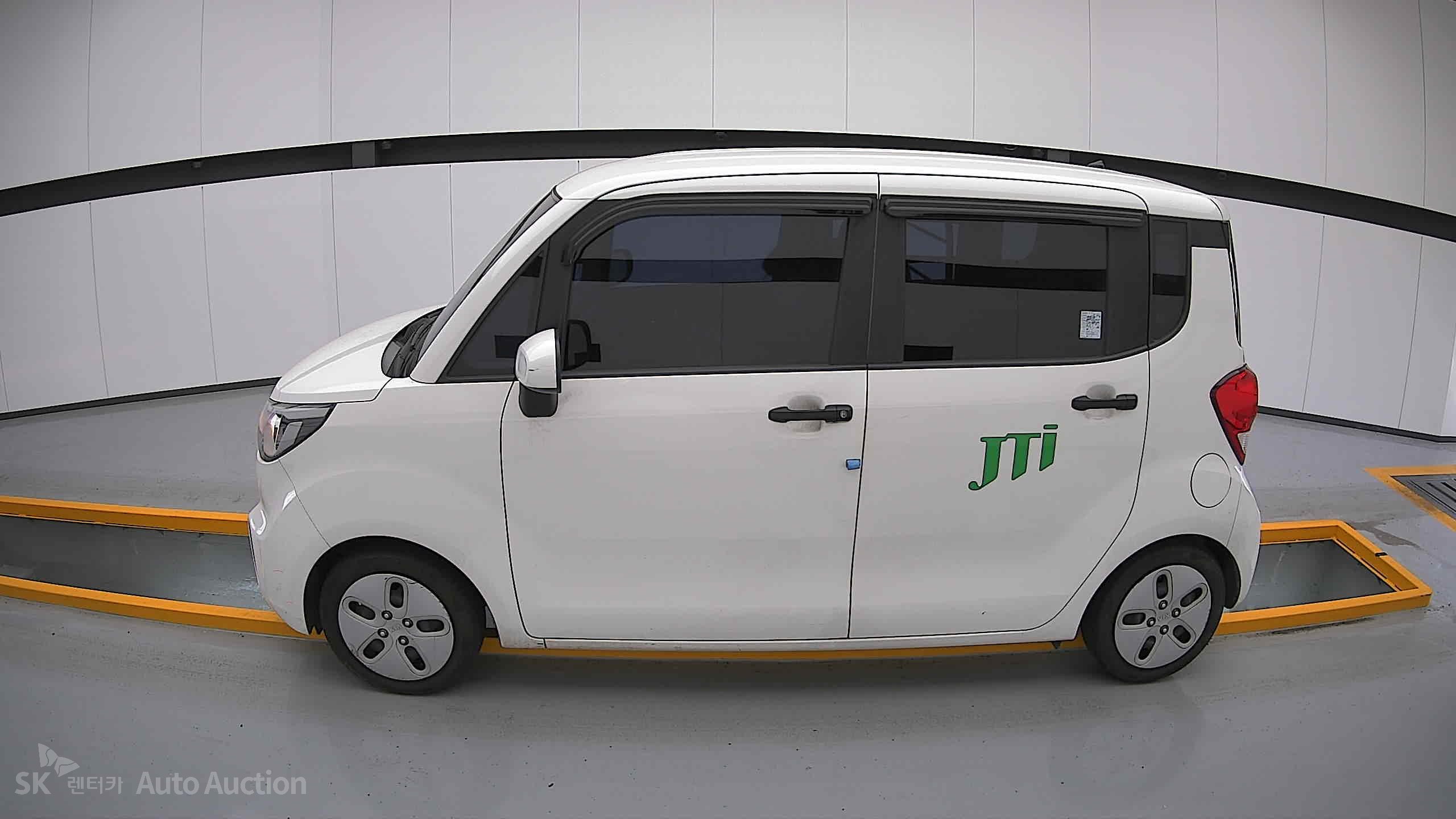 2021 - kia ray