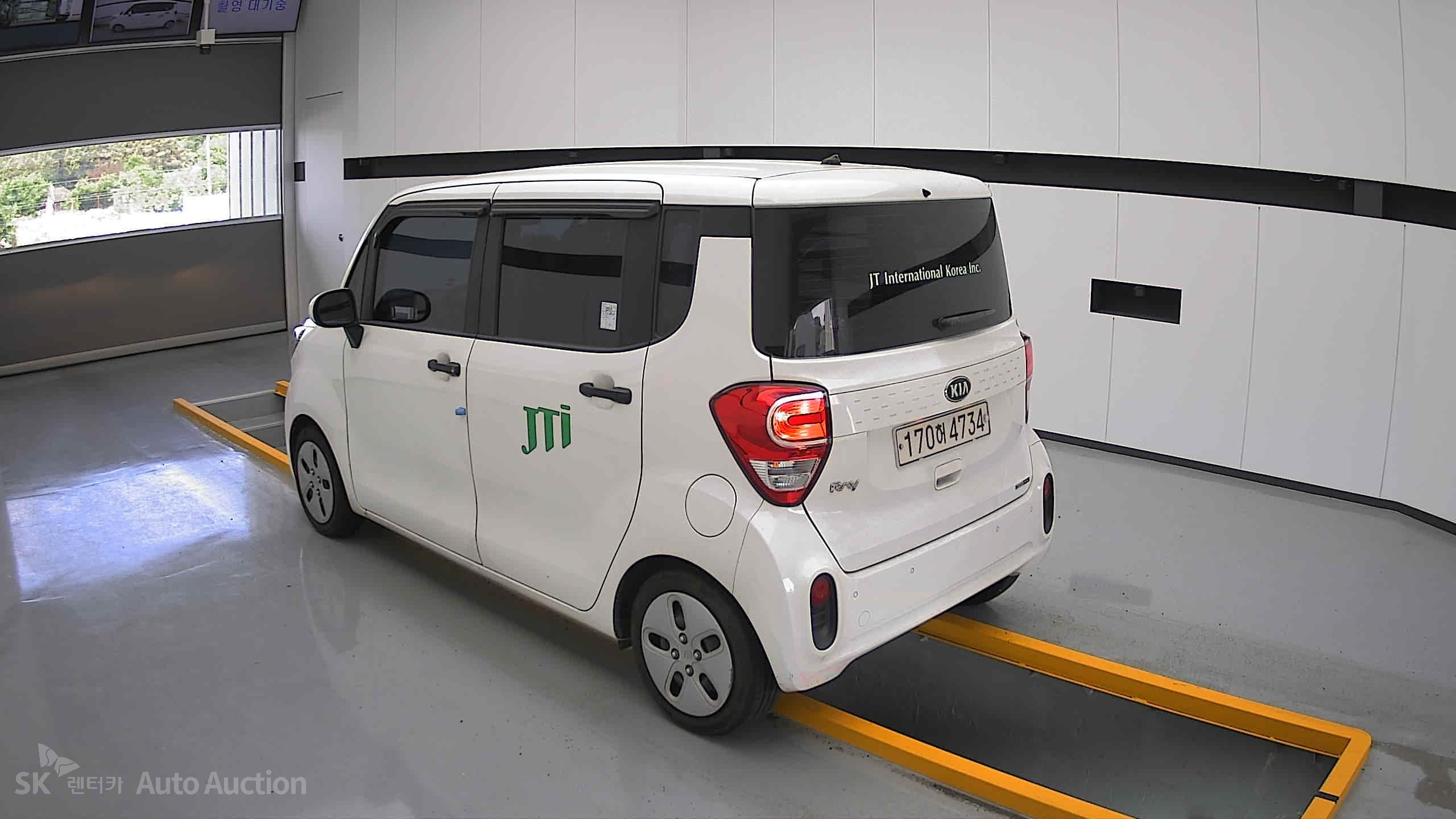 2021 - kia ray
