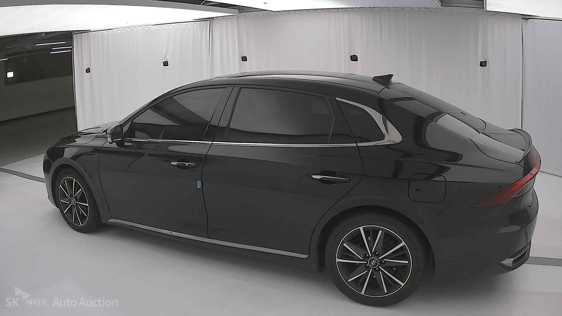 2022 - hyundai grandeur