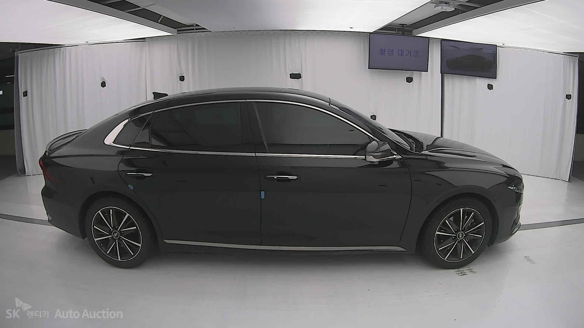2022 - hyundai grandeur