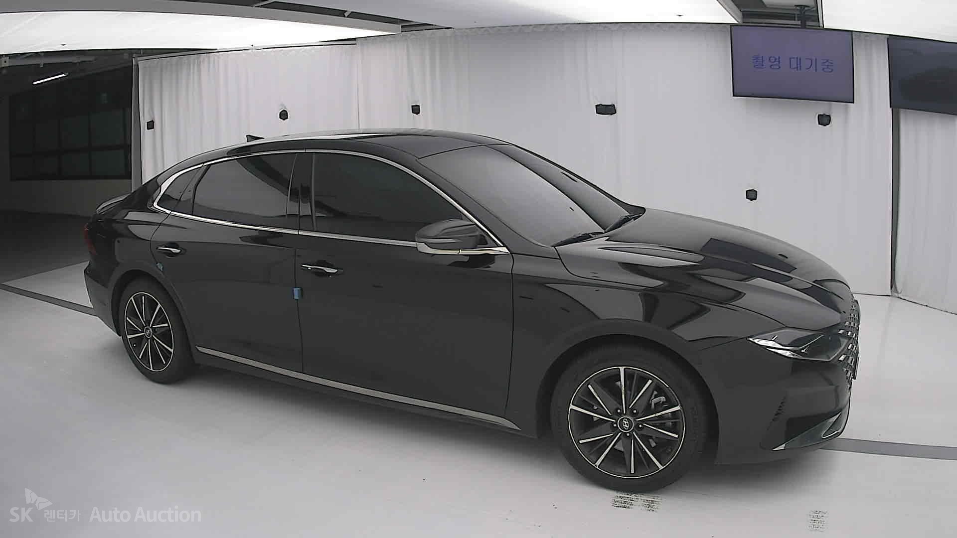 2022 - hyundai grandeur
