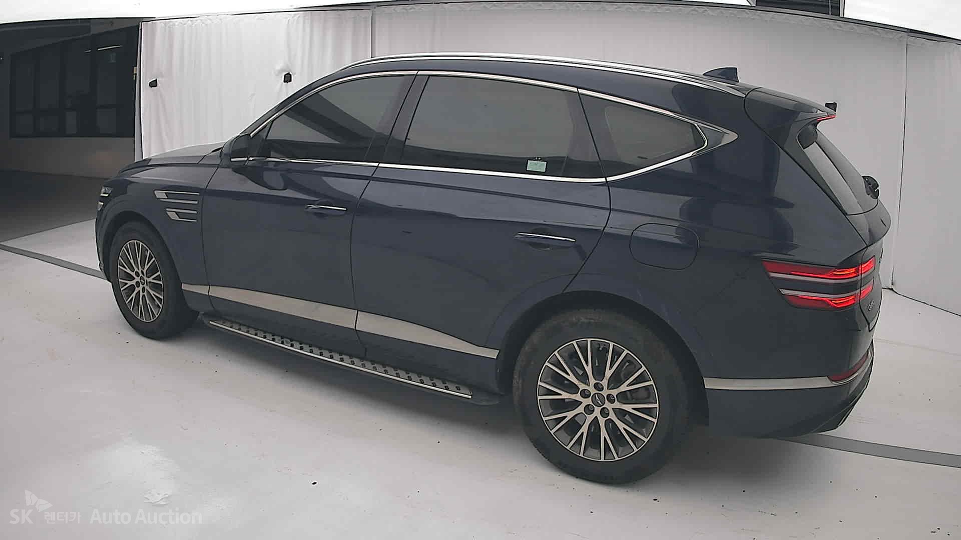 2022 - genesis gv80