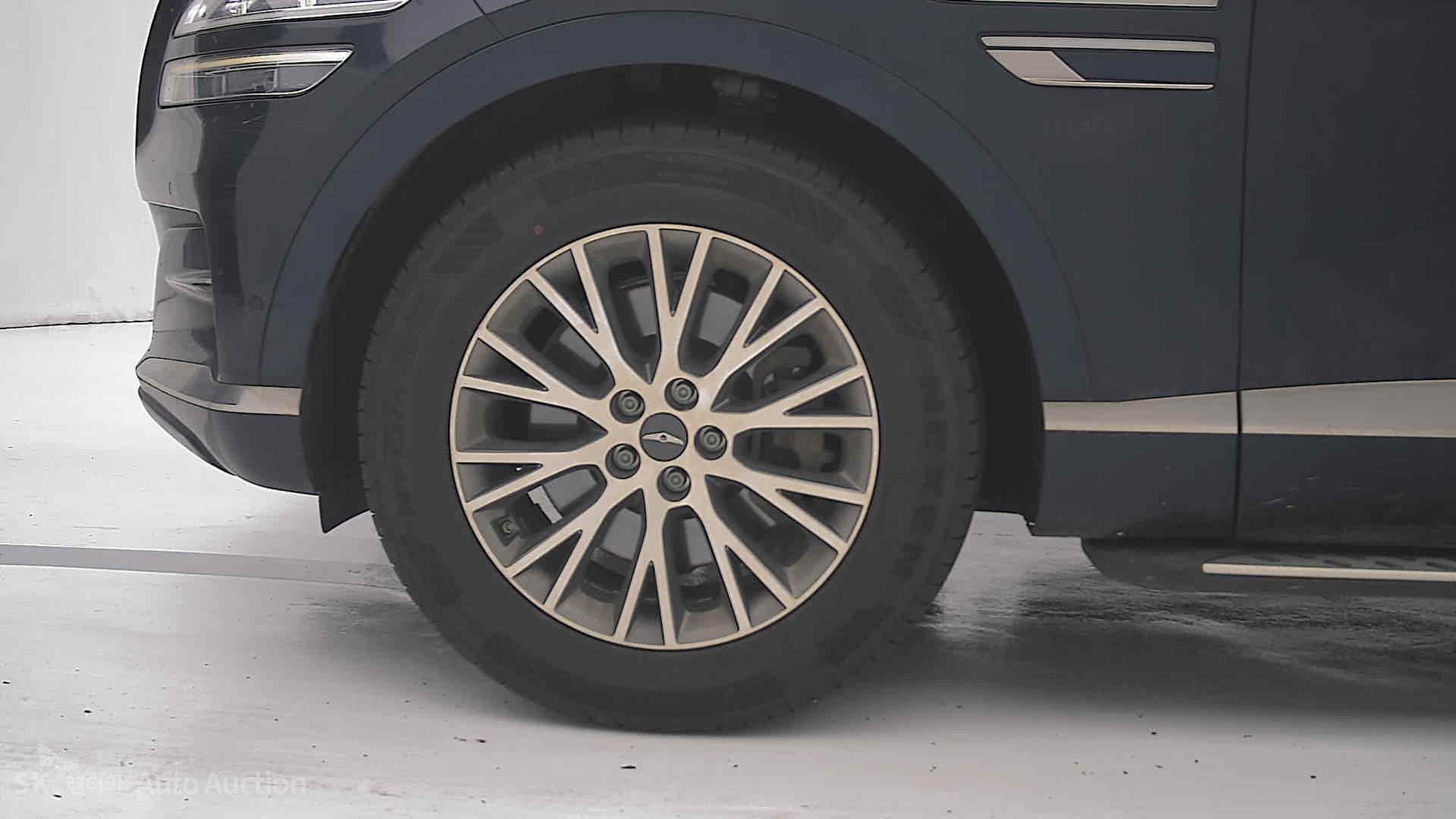 2022 - genesis gv80