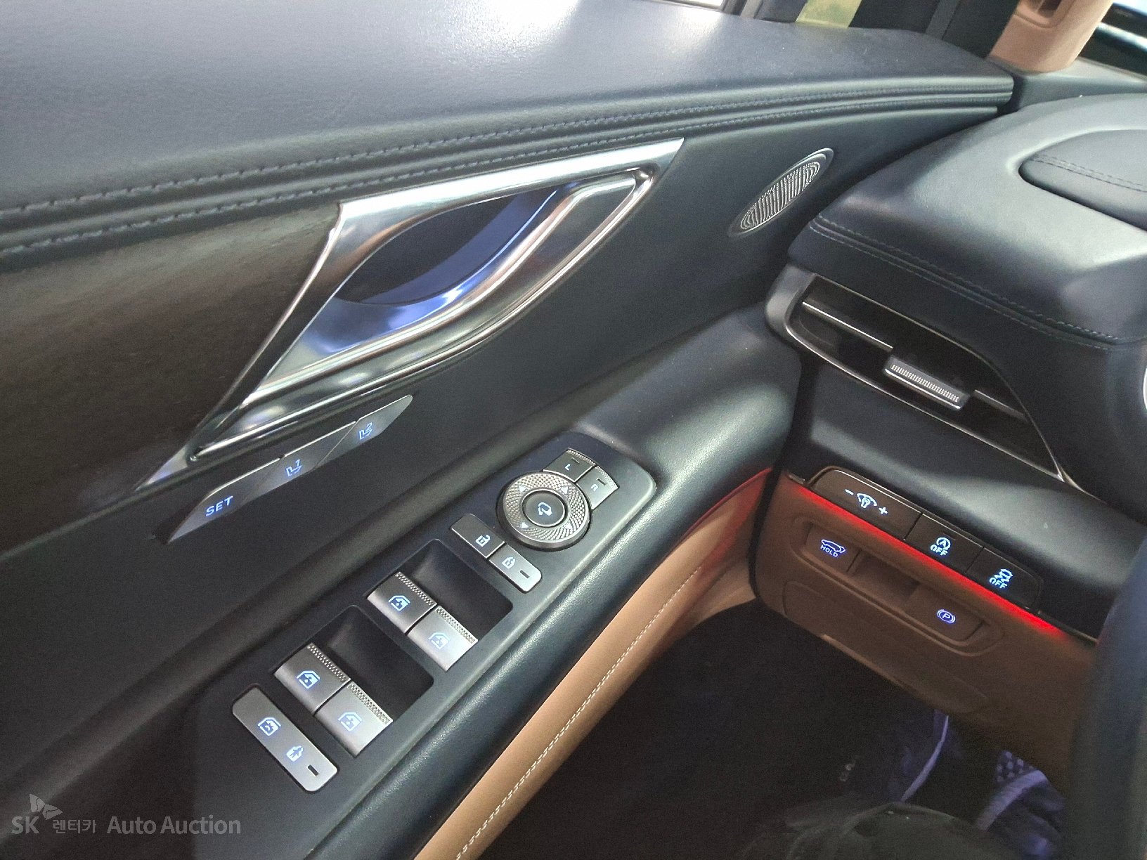 2022 - genesis gv80