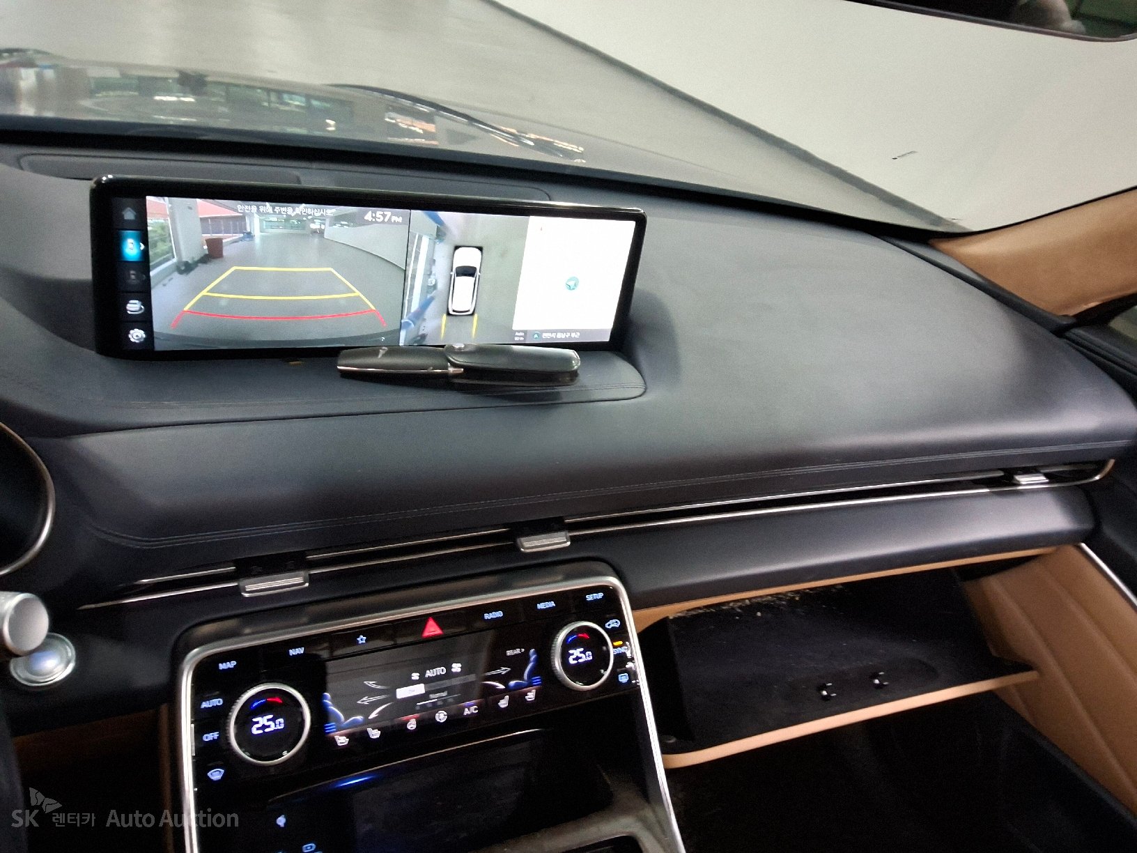 2022 - genesis gv80