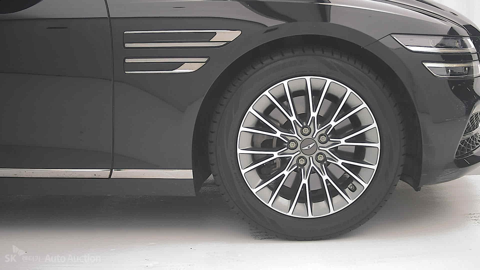 2023 - genesis g80