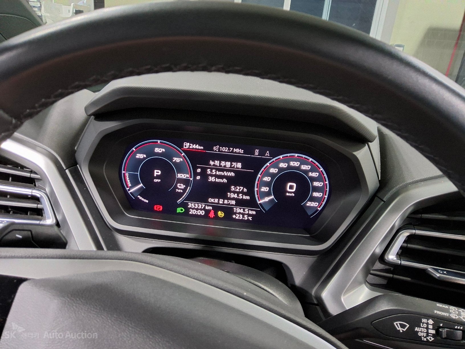 2022 - audi q4
