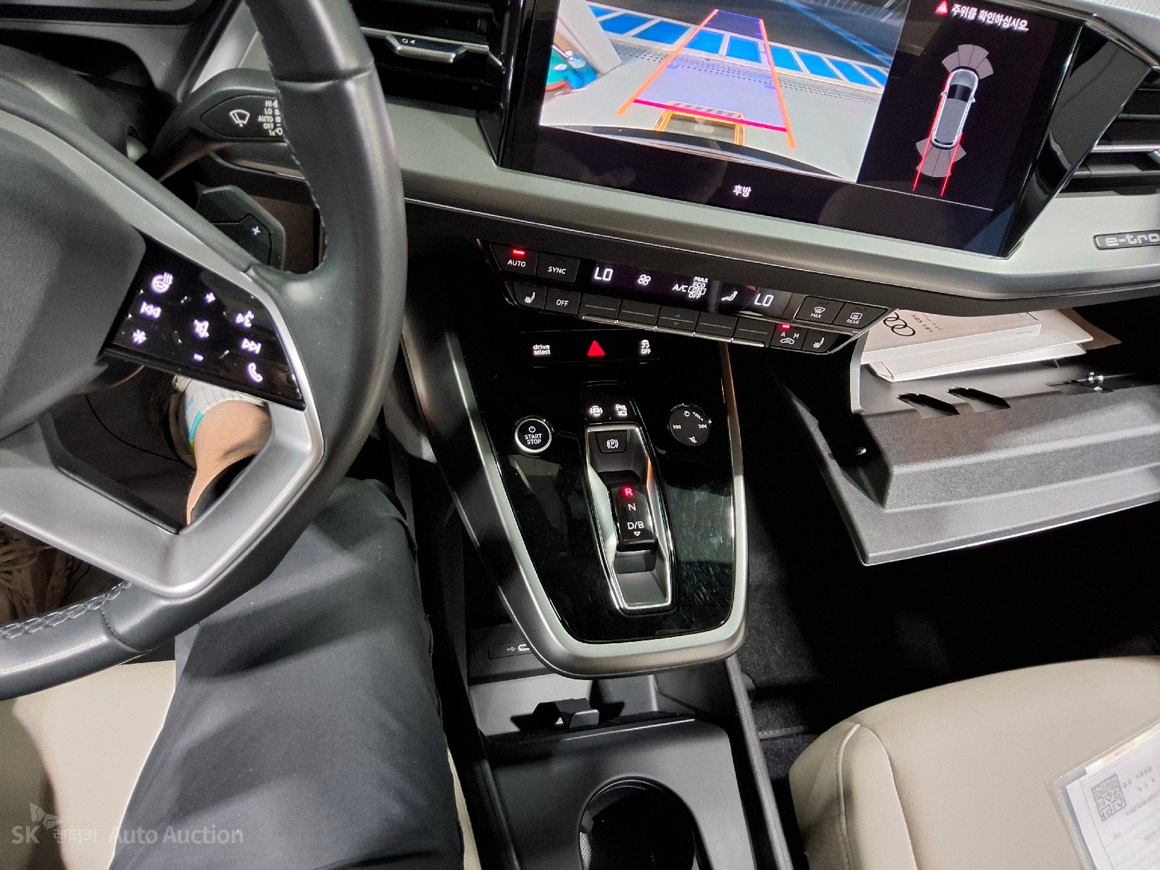 2022 - audi q4