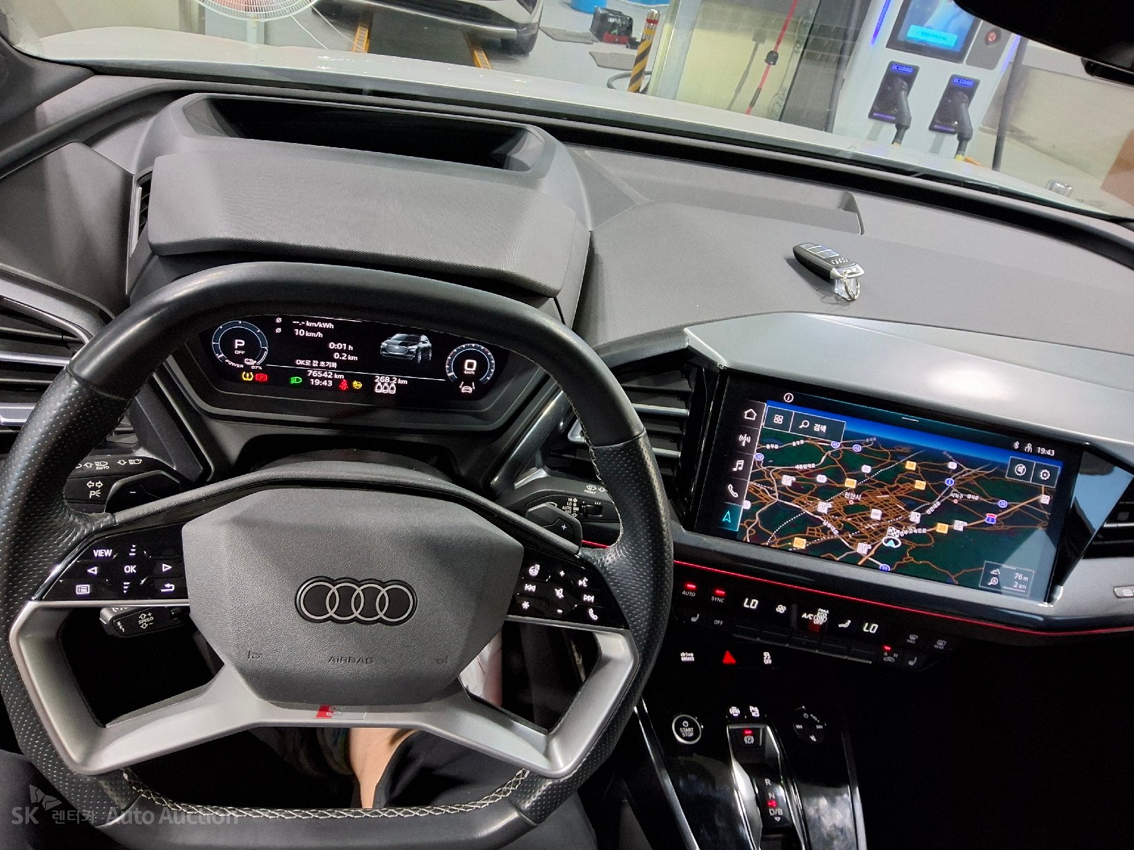 2022 - audi q4