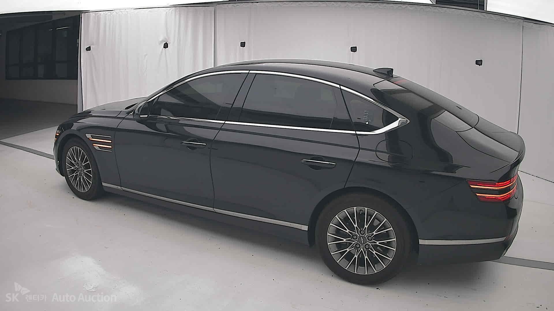 2021 - genesis g80