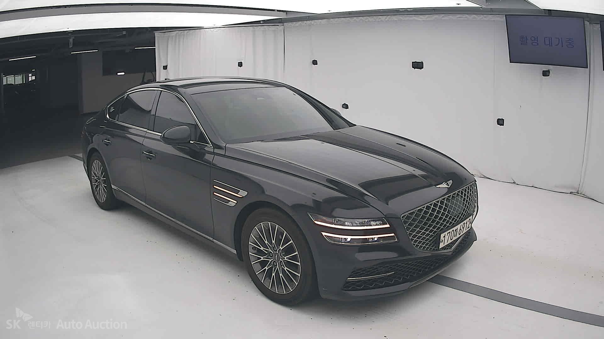 2021 - genesis g80