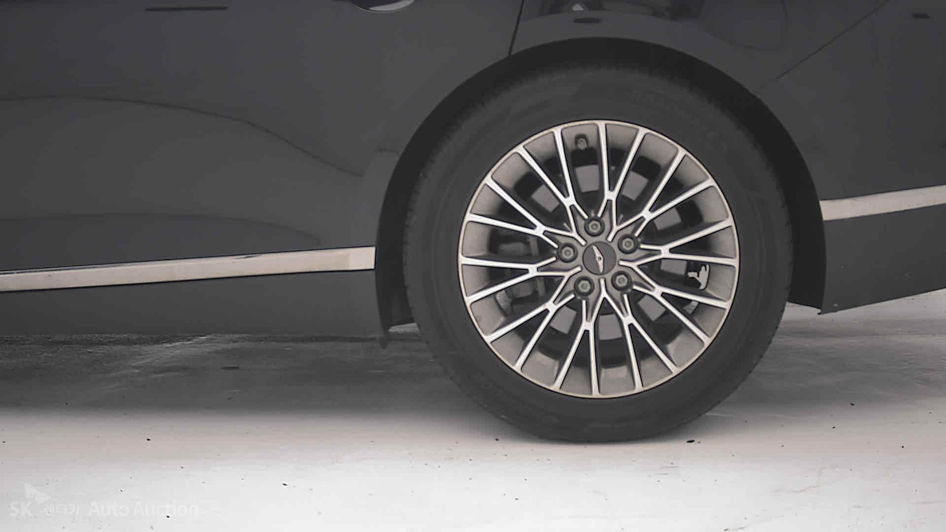 2021 - genesis g80