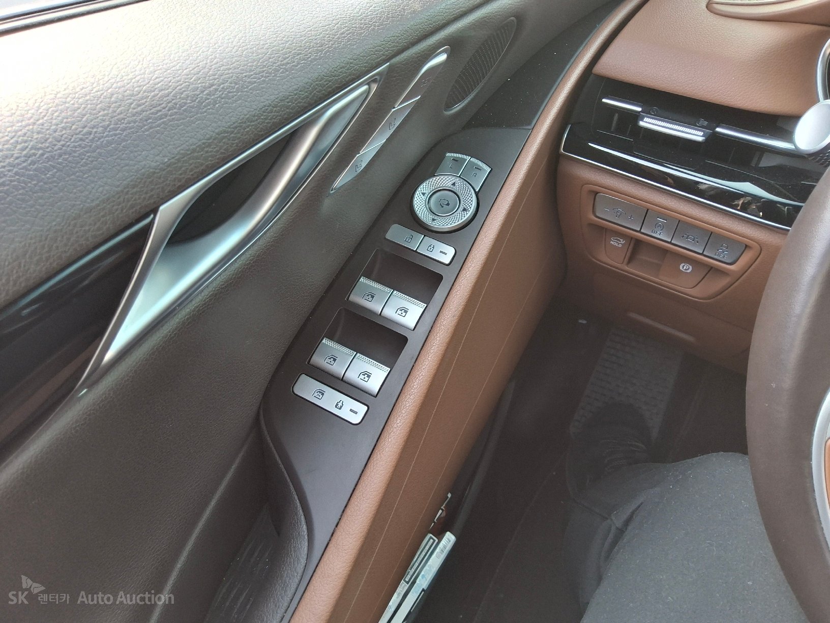 2021 - genesis g80