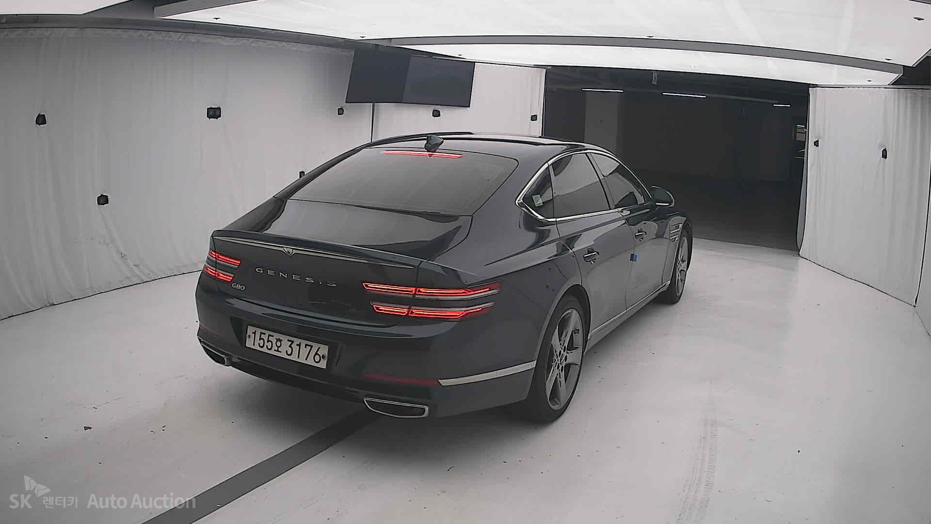 2022 - genesis g80
