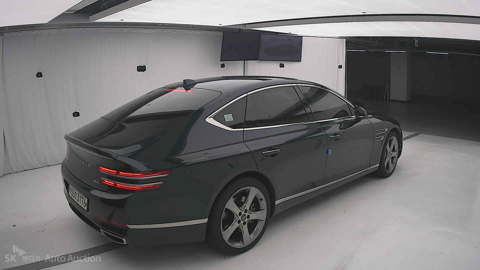 2022 - genesis g80