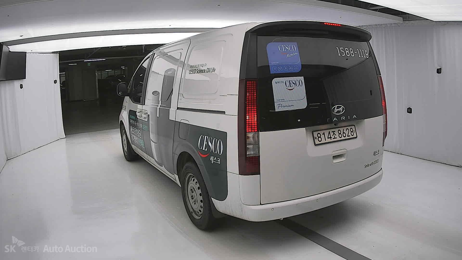 2023 - hyundai staria