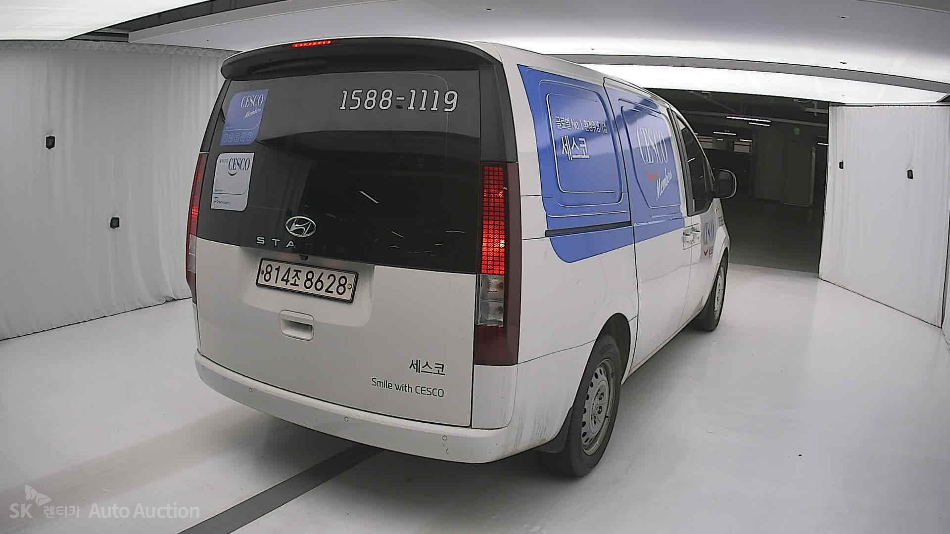2023 - hyundai staria