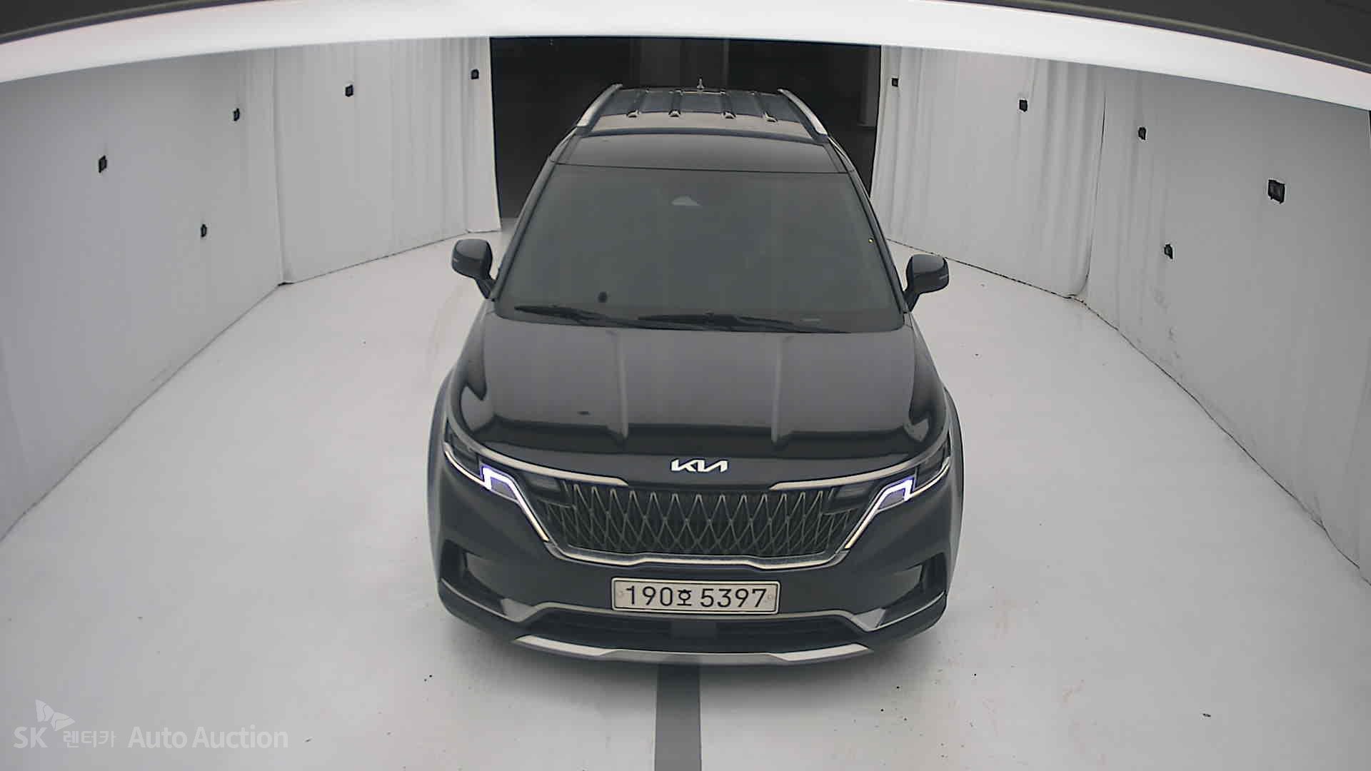 2023 - kia carnival