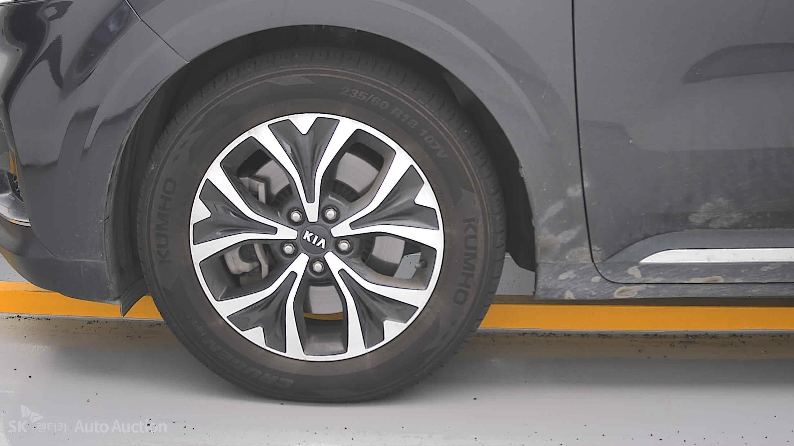 2021 - kia carnival