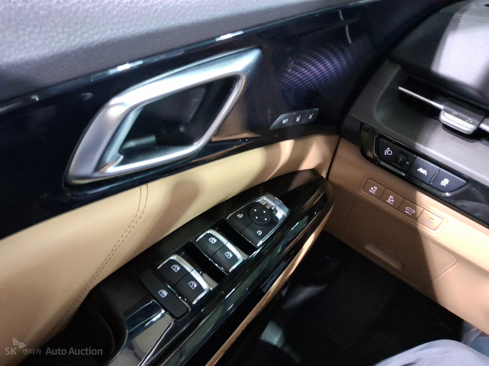 2021 - kia carnival