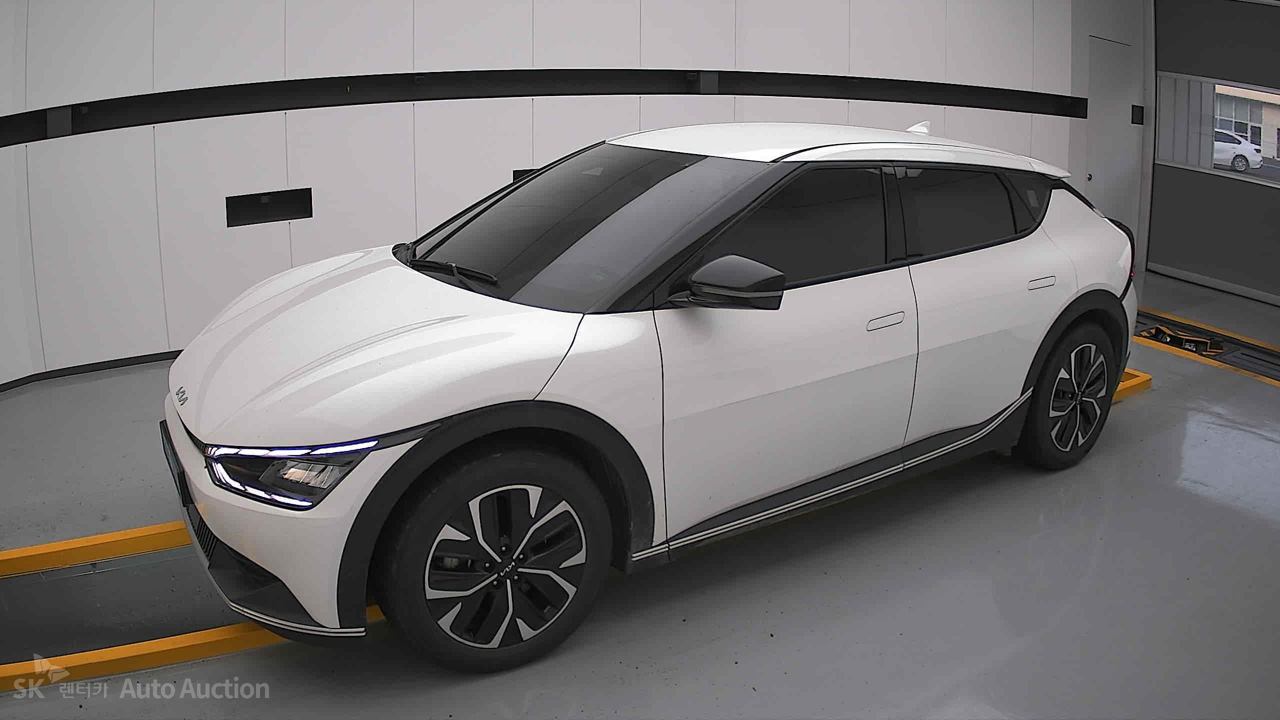 2022 - kia ev6