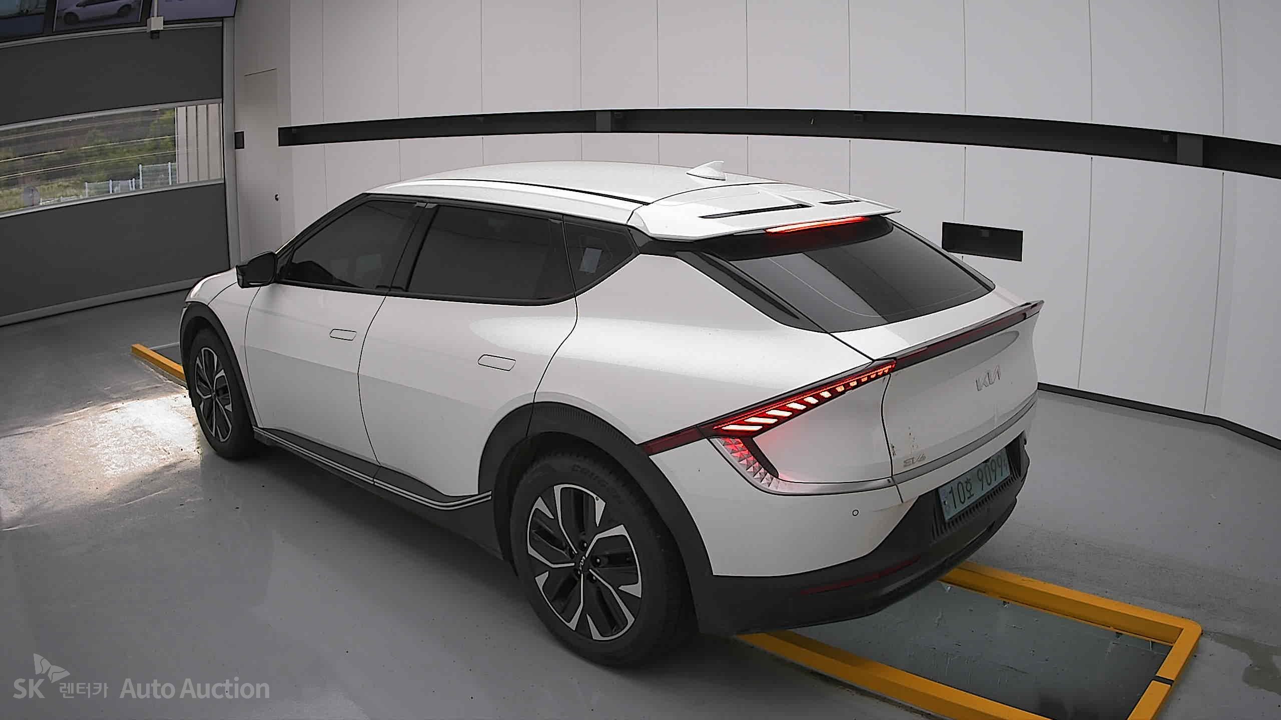 2022 - kia ev6