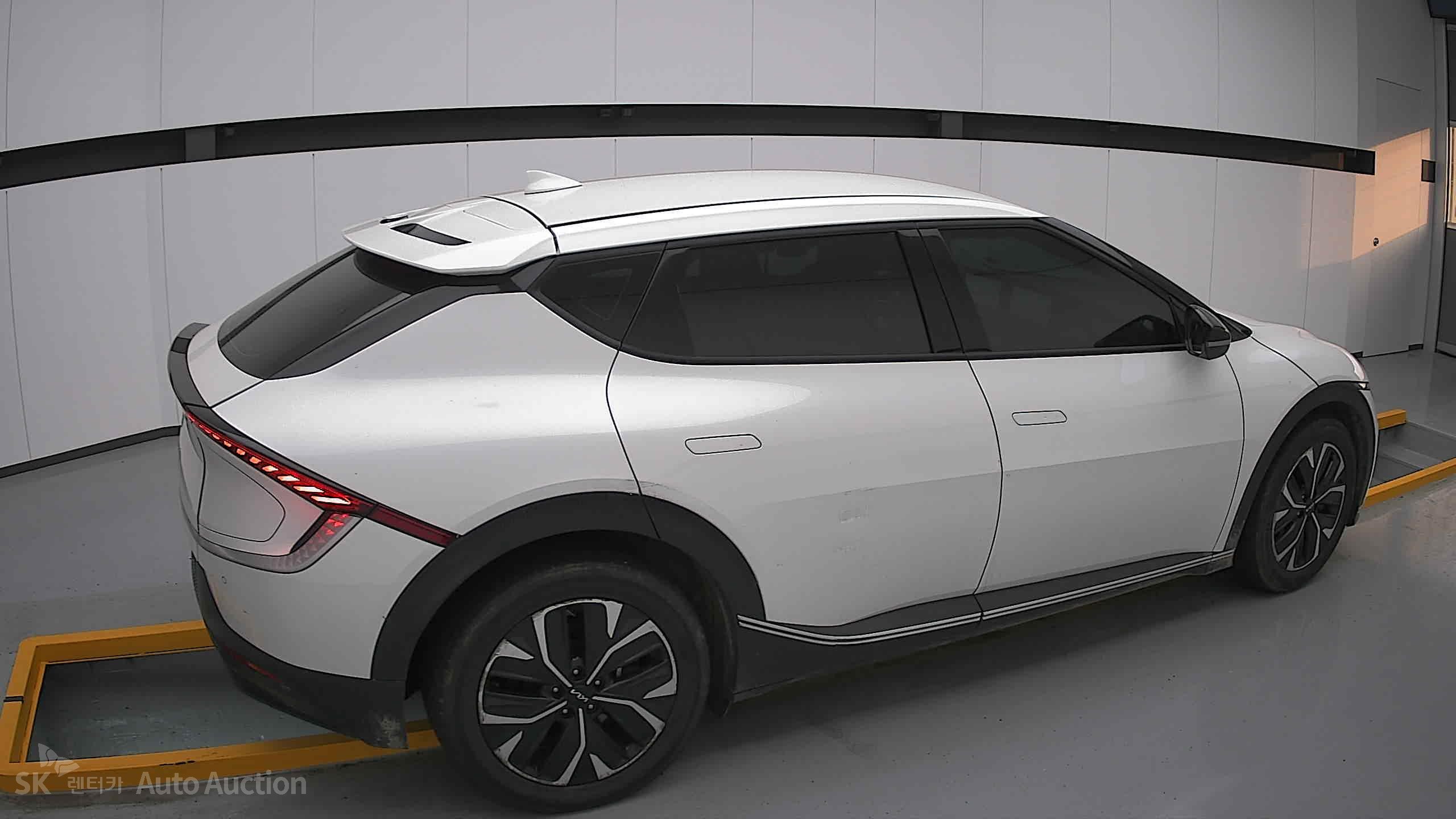 2022 - kia ev6